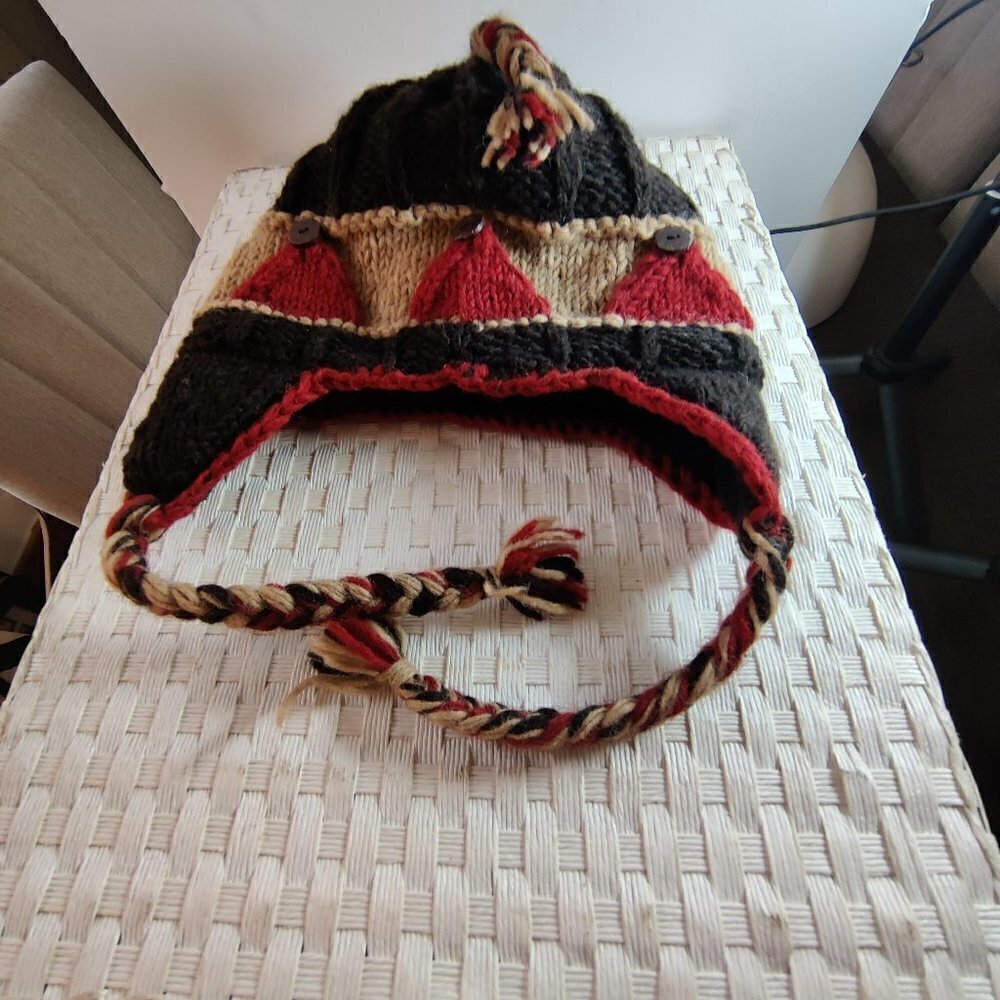 Knit Nepal Woolen Hat with earflaps and Nepalese Woolen Liner, Adult